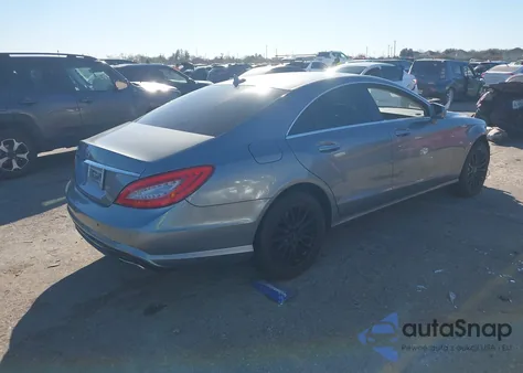 2012 Mercedes-Benz Cls 550 z USA, uszkodzony, nr VIN WDDLJ7DB7CA044855